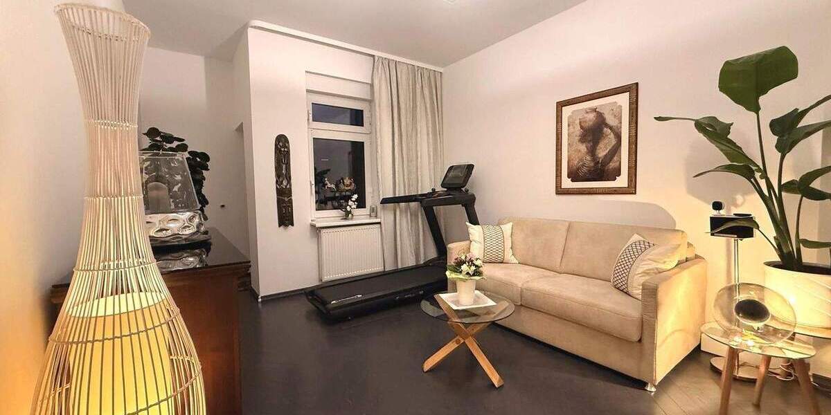 Etagenwohnung Hanau Lamboy - 3 Zimmer, 124 m&sup2;, 1.600&euro; | Angebot:24876555