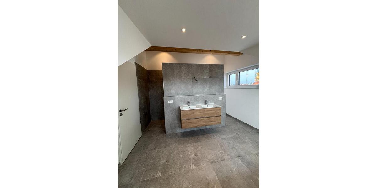 Einfamilienhaus Geisenfeld - 3 Zimmer, 100 m&sup2;, 1.650&euro; | Angebot:25972039