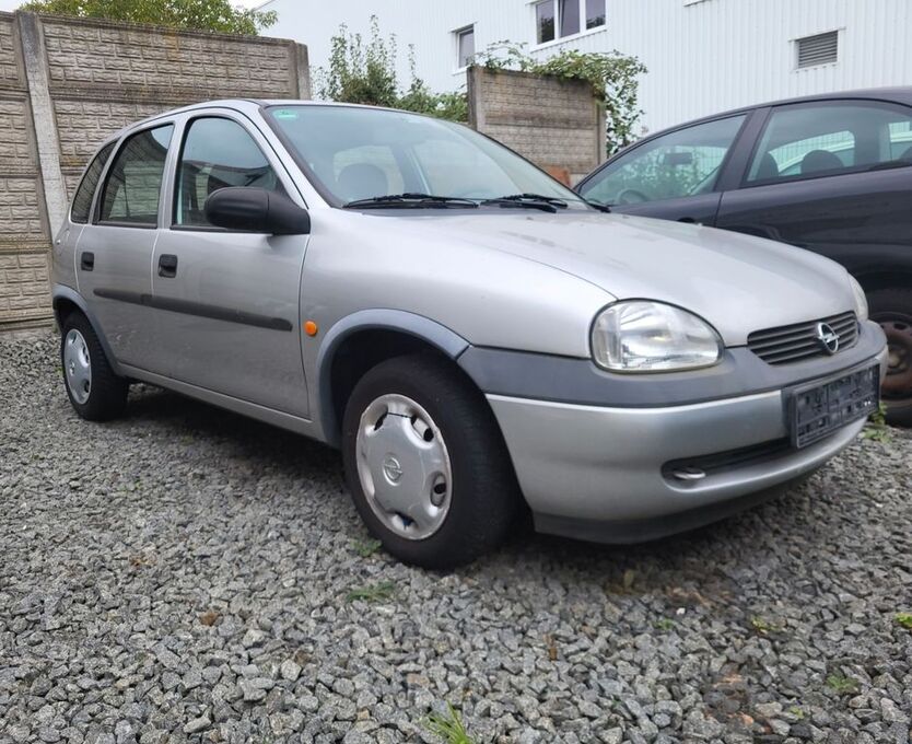 Opel Corsa 119.000 km 2.200 € Bremen 28195