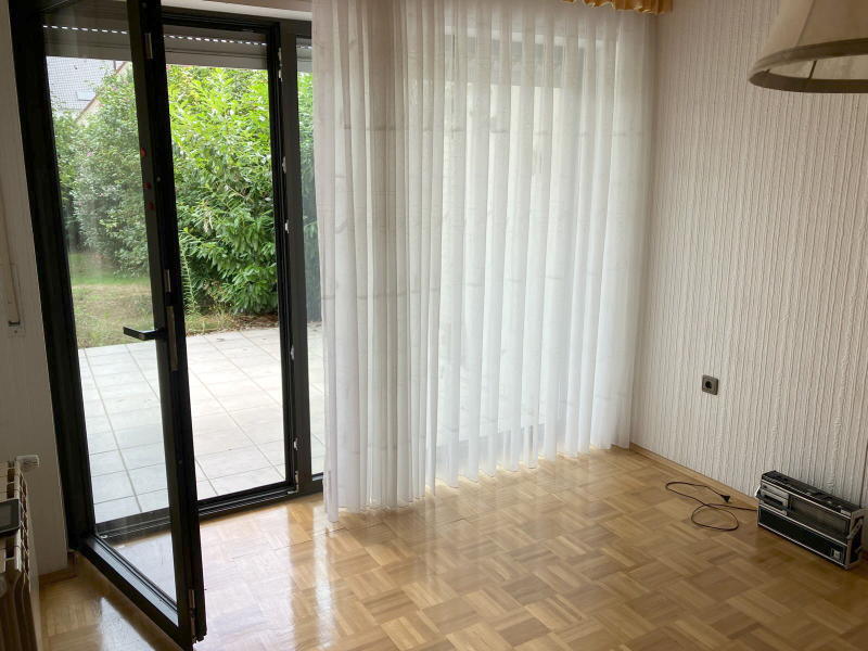 ObjNr:19739 - Schöne, toll geschnittene Doppelhaushälfte mit Terrasse und Garten in ruhiger Lage von Schifferstadt 5 zimmer