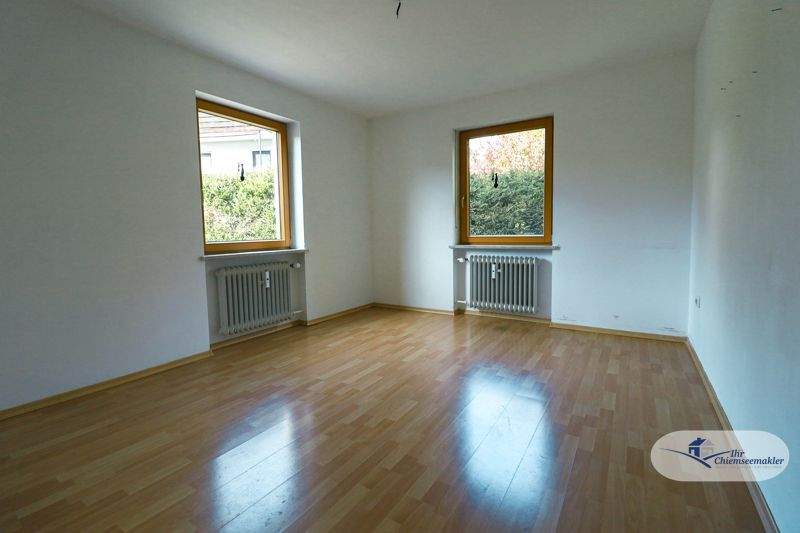 Doppelhaushälfte Rimsting - 8 Zimmer, 215 m&sup2;, 680.000&euro; | Angebot:25692935