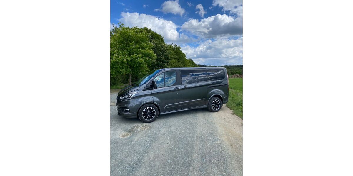 Ford Tourneo Custom 85.000 km 28.500 &euro; Usingen 61250