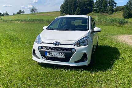 Hyundai i10 83.000 km 7.600 &euro; München-Mittersendling 81369