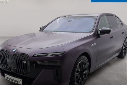 BMW i7 12.718 km 136.605 &euro; München 80939