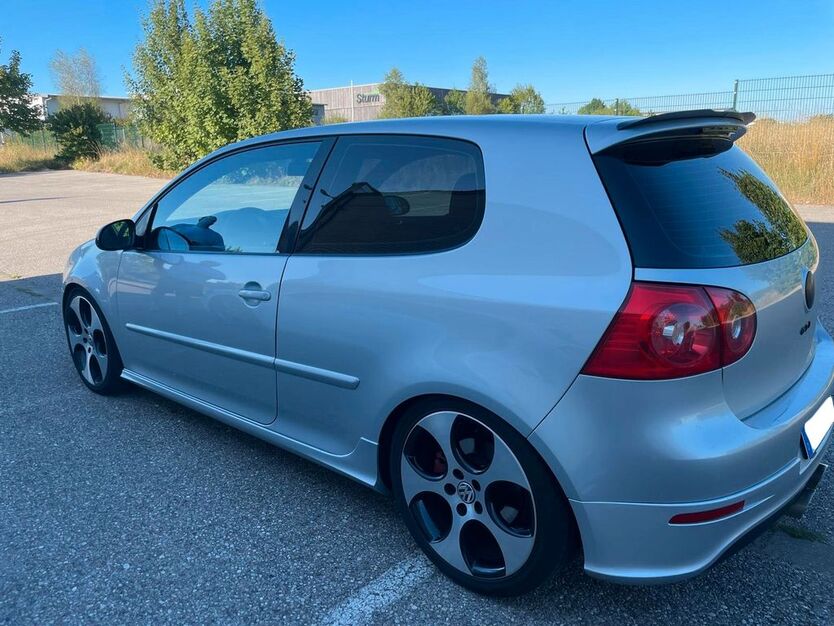 VW Golf 160.000 km 8.000 € Senden 89250