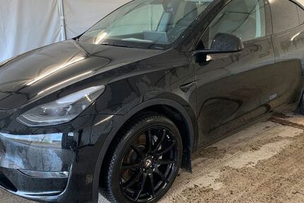 Tesla Model Y 150.000 km 26.750 &euro; Steinbach-Hallenberg OT Herges-Hallenberg 98587
