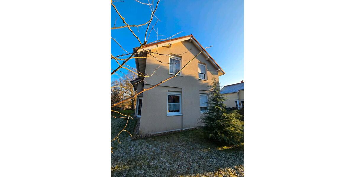 Einfamilienhaus Beeskow - 4 Zimmer, 125 m&sup2;, 249.000&euro; | Angebot:24741464