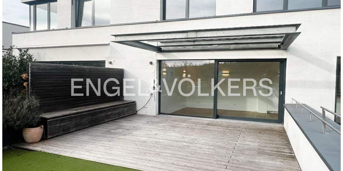 Etagenwohnung Tübingen Südstadt - 5 Zimmer, 135 m&sup2;, 2.350&euro; | Angebot:24137954