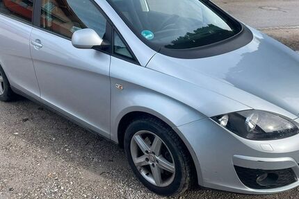 Seat Leon 85.800 km 6.890 &euro; Lenggries,Fleck 83661