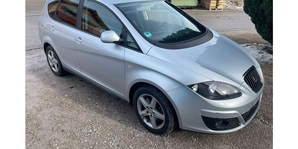 Seat Leon 85.800 km 6.890 &euro; Lenggries,Fleck 83661