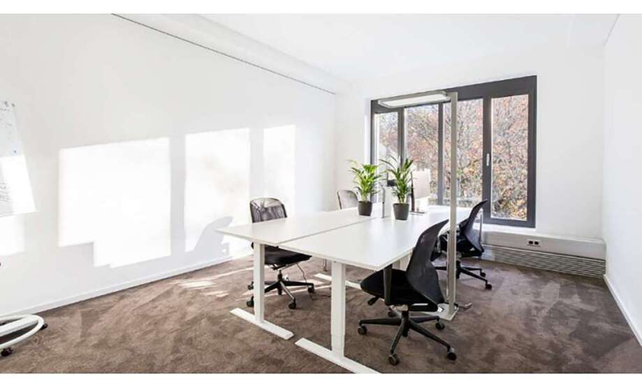 Büro in München 1.972 € 71 m²
