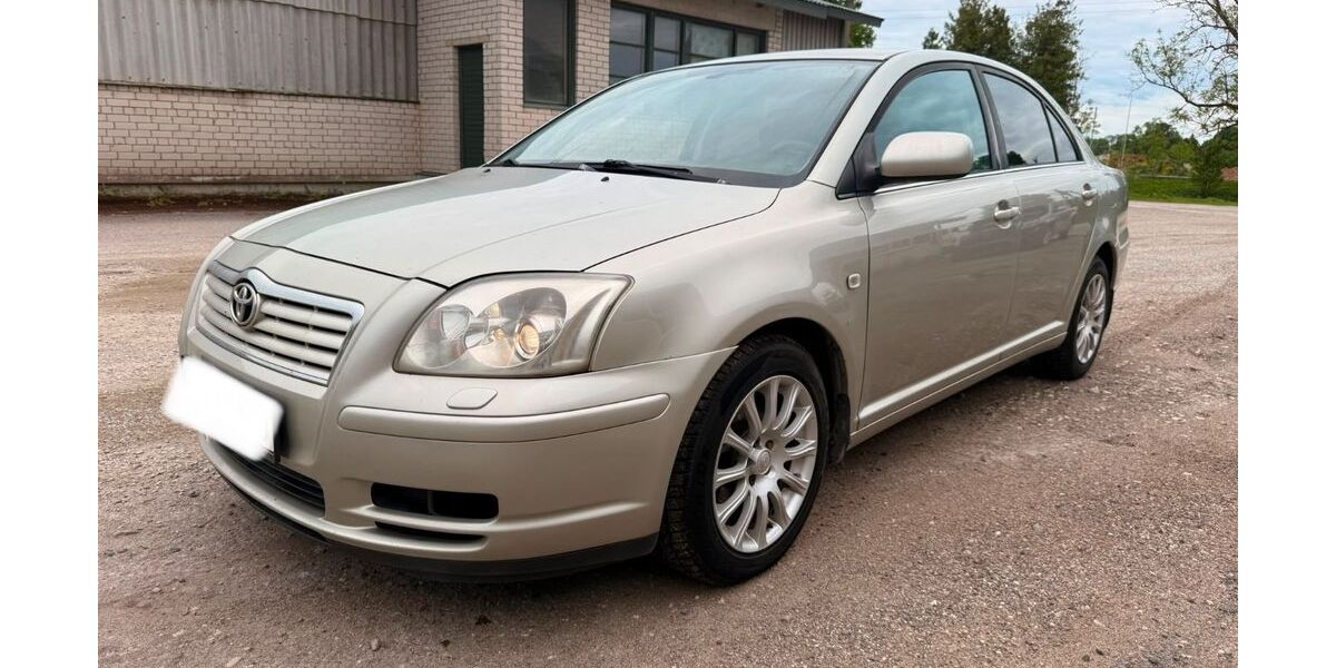 Toyota Avensis 199.191 km 2.499 &euro; hamburg 20539