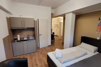 Wohnen auf Zeit in Vaterstetten 1.100 € 1 zimmer