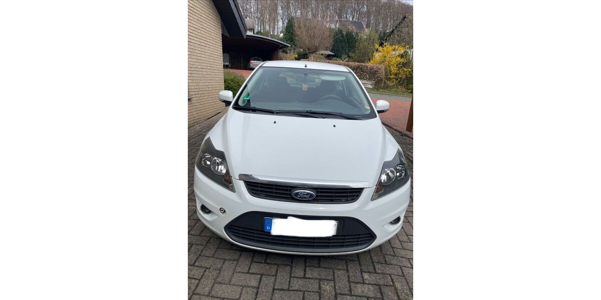 Ford Focus 180.156 km 2.750 &euro; Kalletal 32689