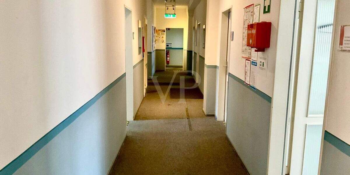 Gewerbeobjekt Uelzen - 9 Zimmer, 362 m&sup2;, 2.525&euro; | Angebot:23813489