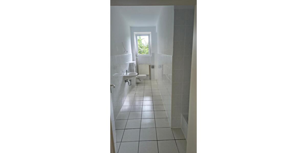 Etagenwohnung Hildesheim Himmelsthür - 6.5 Zimmer, 224 m&sup2;, 269.000&euro; | Angebot:26987181