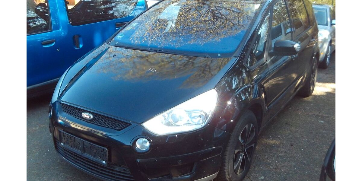 Ford S-Max 327.000 km 2.500 &euro; Limbach-Oberfrohna 09212