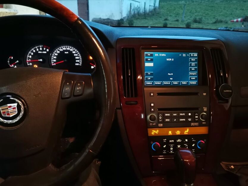 Cadillac STS 155.000 km 2.999 € Attendorn 57439