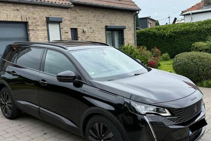 Peugeot 5008 40.715 km 18.790 &euro; Langerwehe 52379