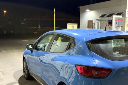 Renault Clio 115.000 km 3.500 &euro; Hamburg 22525