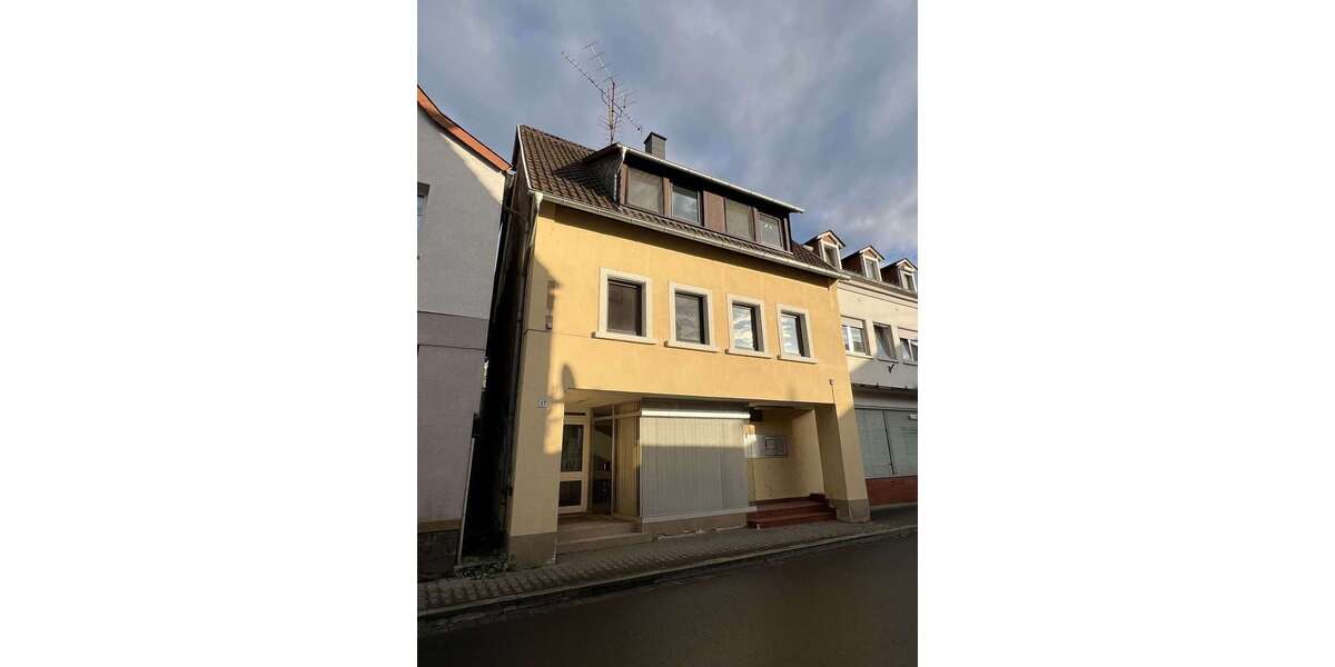 Haus zum Kaufen in Odenbach 95.000 € 140 m² 8 zimmer