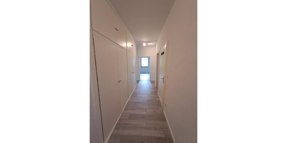 Erdgeschoßwohnung Koblenz Bubenheim - 4 Zimmer, 107 m&sup2;, 1.100&euro; | Angebot:25436204