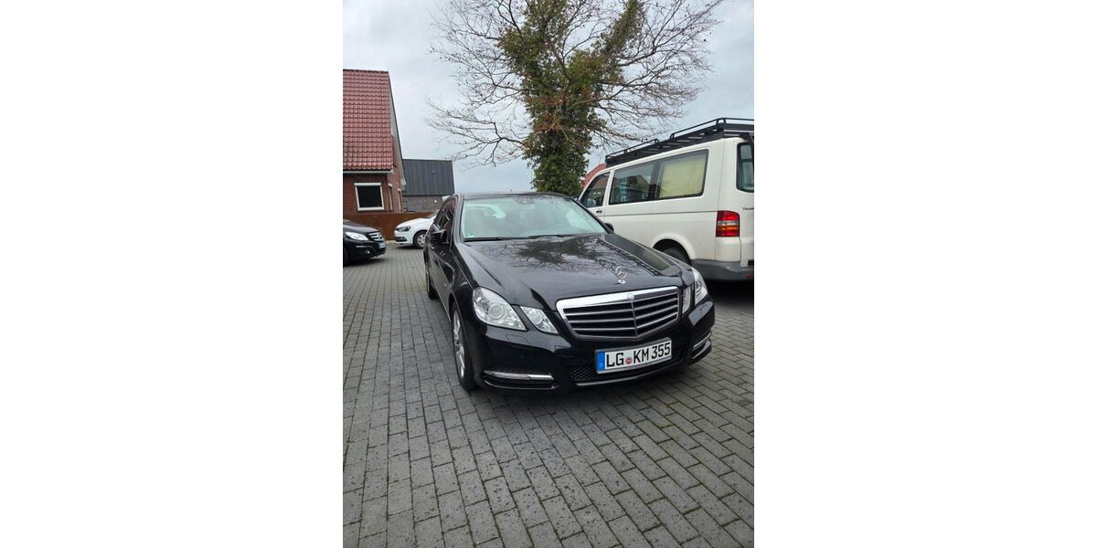 Mercedes-Benz E 200 236.000 km 8.800 &euro; Brietlingen 21382