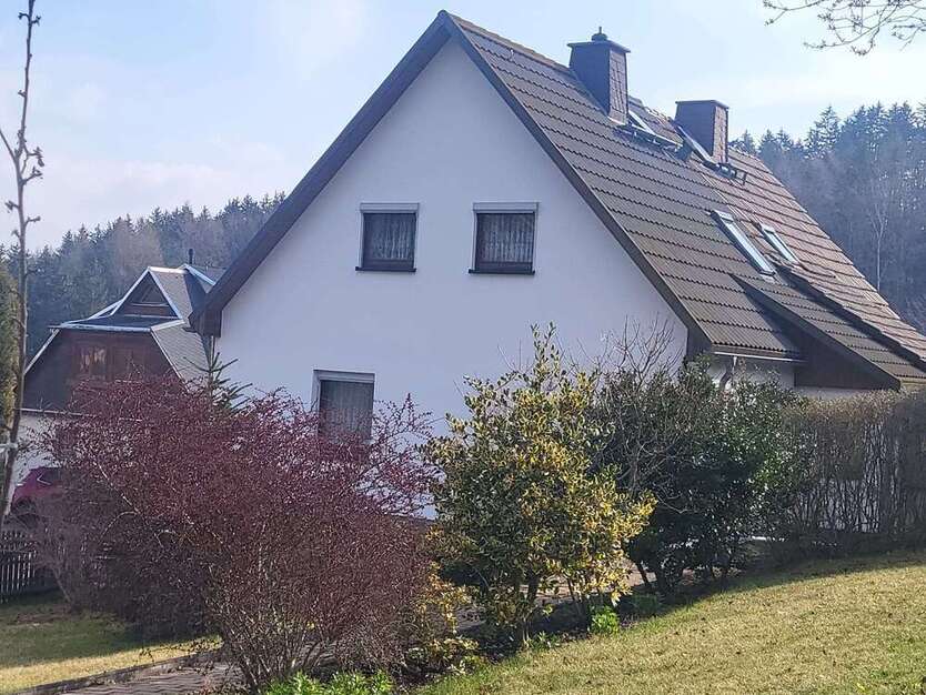 Haus zum Kaufen in Schwarzenberg 95.000 € 65 m²