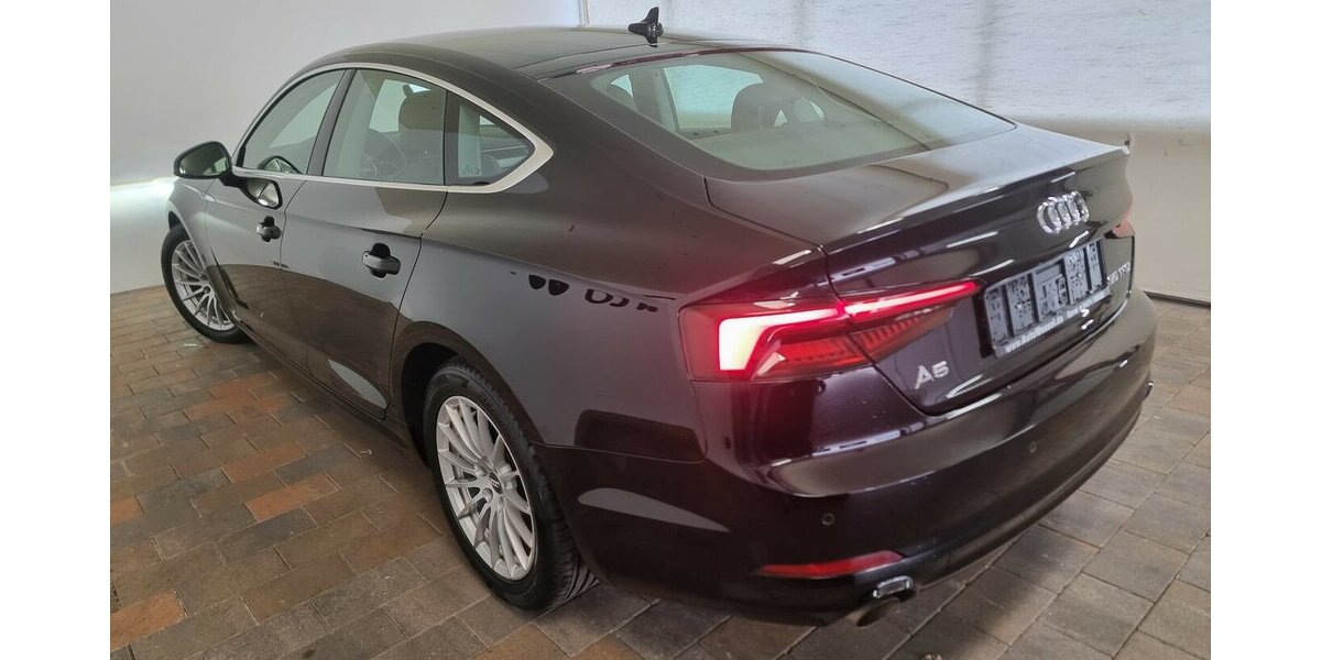 Audi A5 35 TFSI DSG LED SHZ Navi Leder Tempomat 77.900 km 24.900 &euro; Garrel 49681