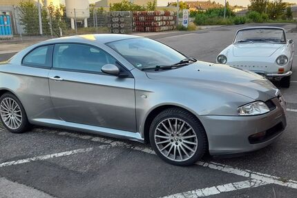 Alfa Romeo GT 92.000 km 2.850 &euro; Mönchengladbach 41068
