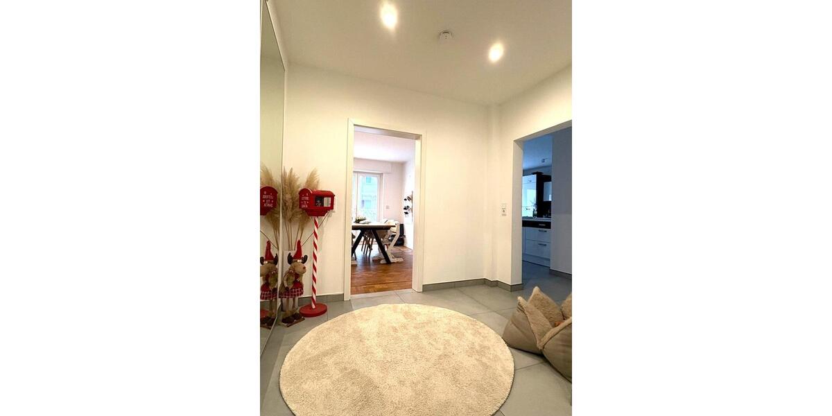 Etagenwohnung Nußloch - 4 Zimmer, 137 m&sup2;, 1.600&euro; | Angebot:24660742