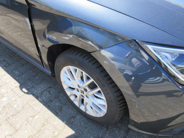 Seat Ibiza Xcellence 1.0 TSI leichter Seitenschaden NAV 897 km 17.488 € Bergkamen 59192