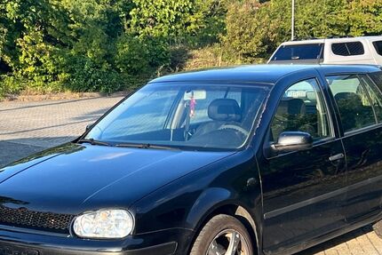 VW Golf 324.000 km 999 &euro; Leipzig 04347