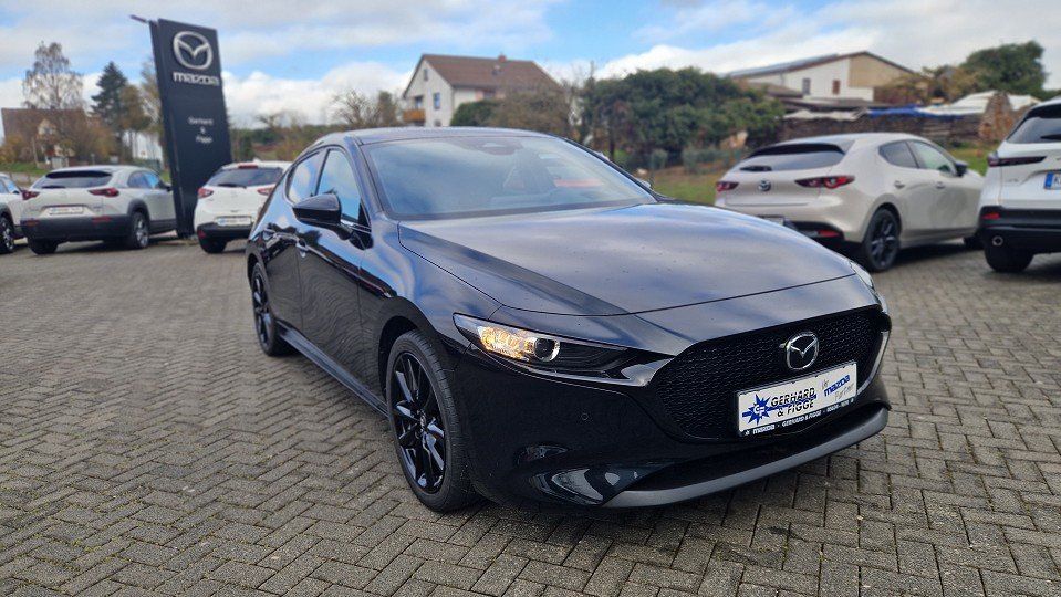 Mazda 3 33.470 km 23.690 &euro; Waldeck-Höringhausen 34513