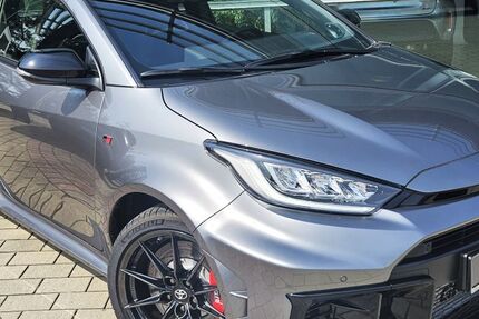 Toyota Yaris 3.100 km 44.990 &euro; Stadtbergen 86391