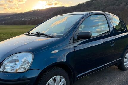 Toyota Yaris 120.000 km 1.490 &euro; Erlach am main 97845