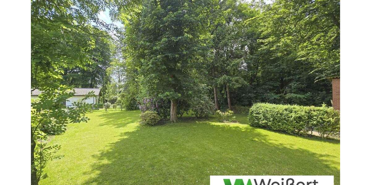 Attraktives Baugrundstück in Top-Lage von Itzehoe mit Altbestand zur Sanierung oder Neubebauung zimmer