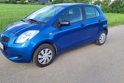 Toyota Yaris 219.500 km 1.834 &euro; Aindling 86447