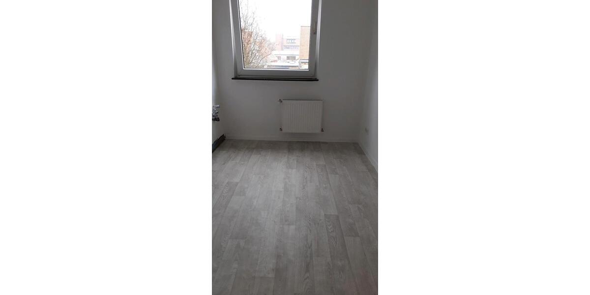 Eigentumswohnung 3 ZKB mit Südbalkon und Stellplatz 3 zimmer