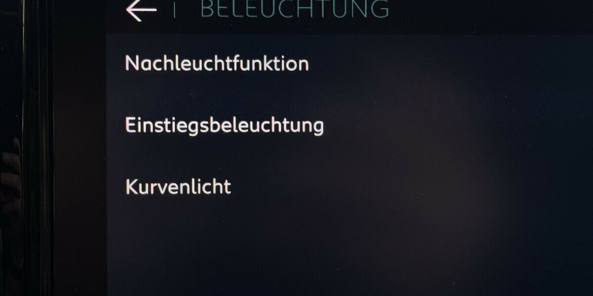 Citroen C5 Aircross 225 Hybrid Shine Pack Leder Massage 98.300 km 18.330 &euro; Lich 35423