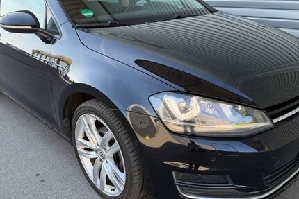VW Golf 82.724 km 11.499 &euro; Wuppertal 42285