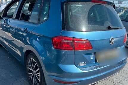 VW Golf Sportsvan 151.000 km 10.900 &euro; Goldenstedt 49424