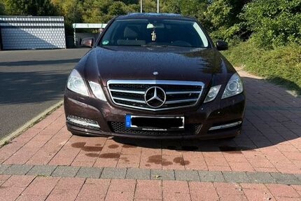 Mercedes-Benz E 200 90.000 km 12.750 € Obermoschel 67823