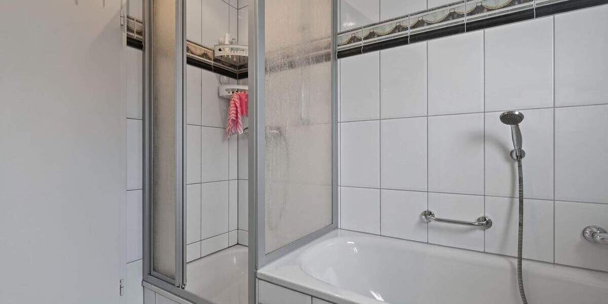 Etagenwohnung Karlsbad / Langensteinbach Langensteinbach - 3 Zimmer, 107 m&sup2;, 379.000&euro; | Angebot:24902162