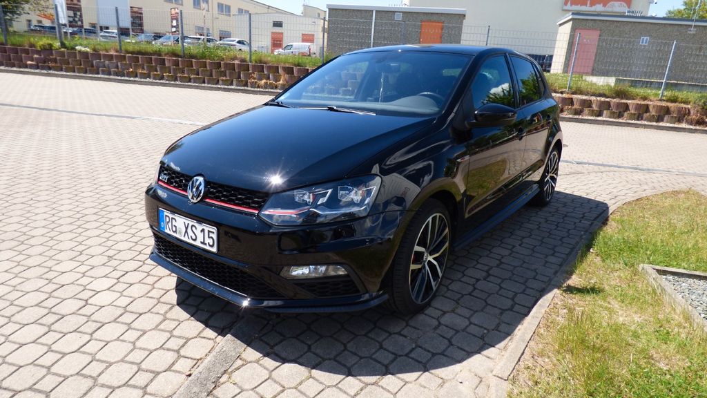 VW Polo 65.000 km 16.980 &euro; Riesa 01587