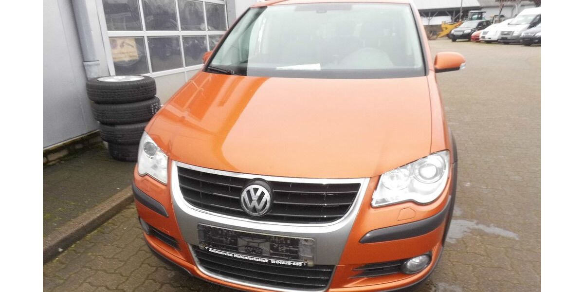 VW Touran 299.000 km 3.990 &euro; Kellinghusen 25548