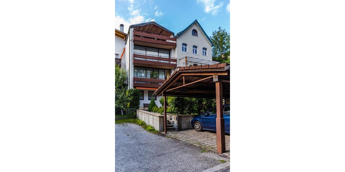 Stadthaus mit Kamin, Süd-Balkonen & Loggia in Bad Tölz 6 zimmer
