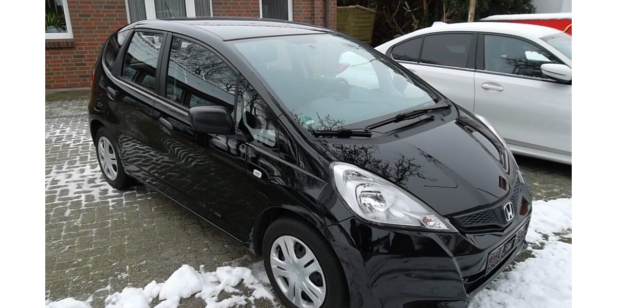 Honda Jazz 22.600 km 8.300 &euro; Bad Zwischenahn 26160