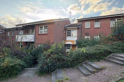 Gepflegte 2-Zimmer-Wohnung mit sonniger Loggia in Kiel-Dietrichsdorf - jetzt investieren! 2 zimmer
