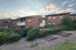 Gepflegte 2-Zimmer-Wohnung mit sonniger Loggia in Kiel-Dietrichsdorf - jetzt investieren! 2 zimmer
